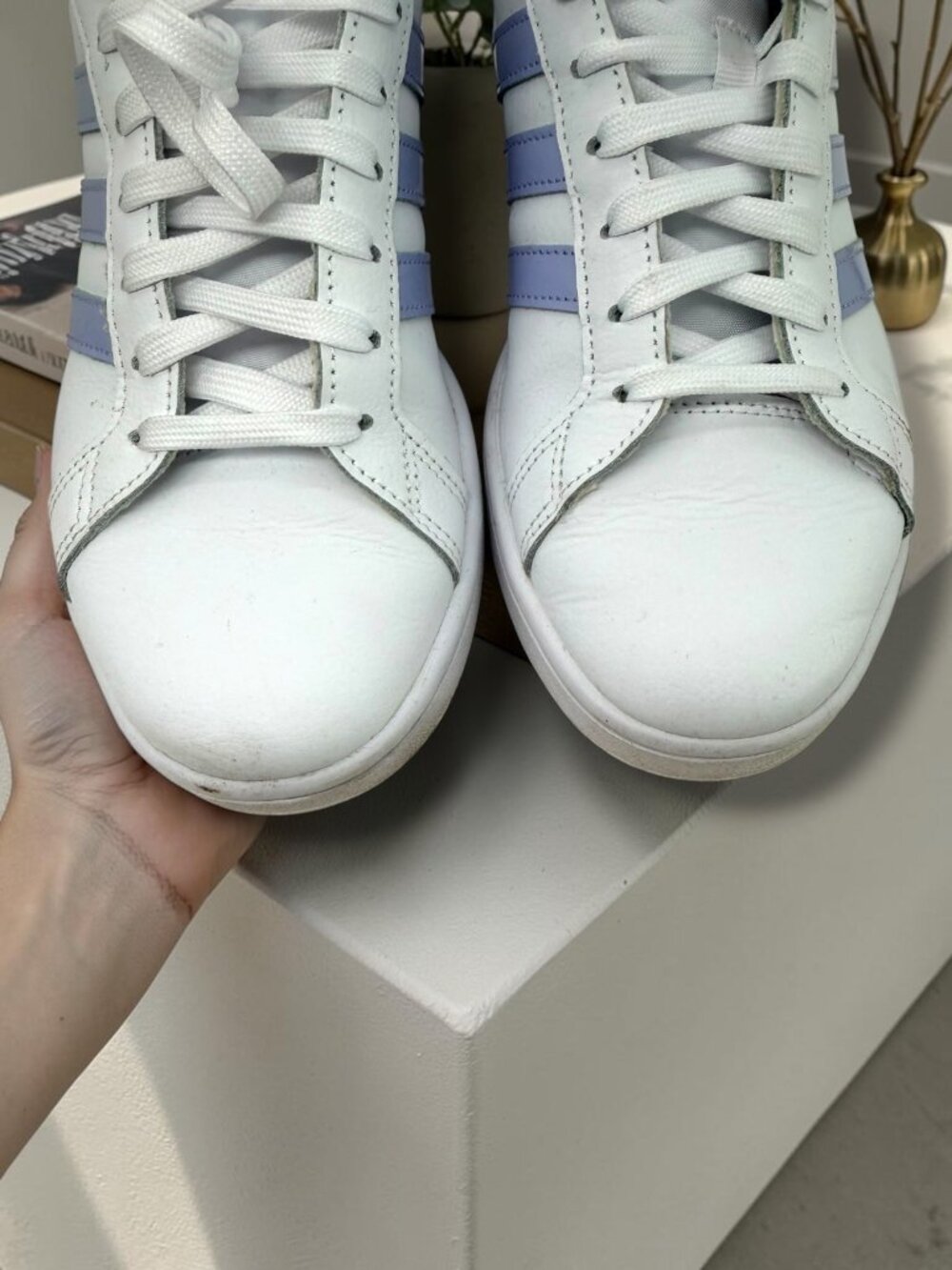 Adidas White & Purple Cloudfoam Comfort Low Top Lifestyle Sneakers 9.5 - Picture 4 of 6